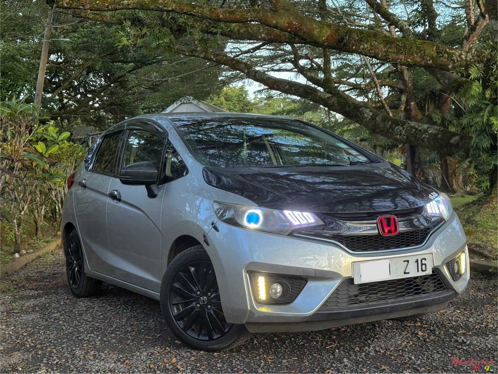 2016' Honda Fit photo #1