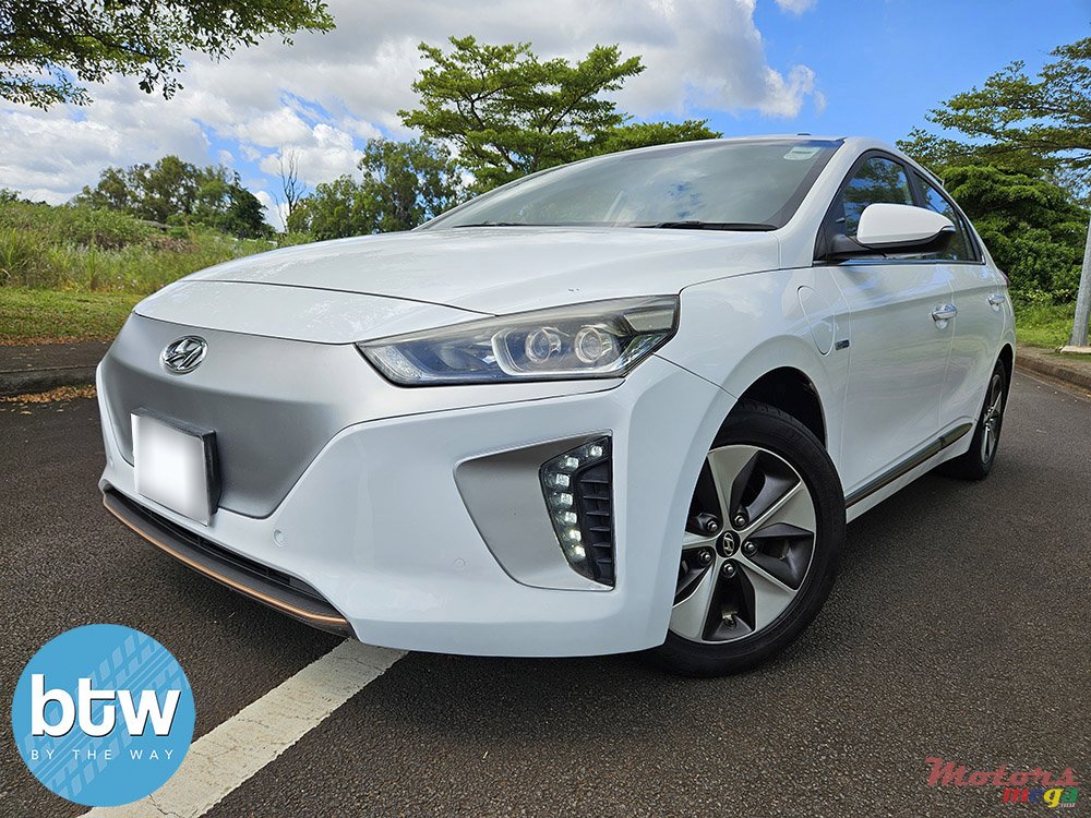 2018' Hyundai Ioniq EV - 88kw photo #2