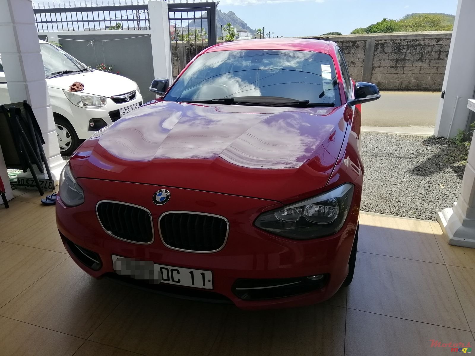 2011' BMW 116 photo #5