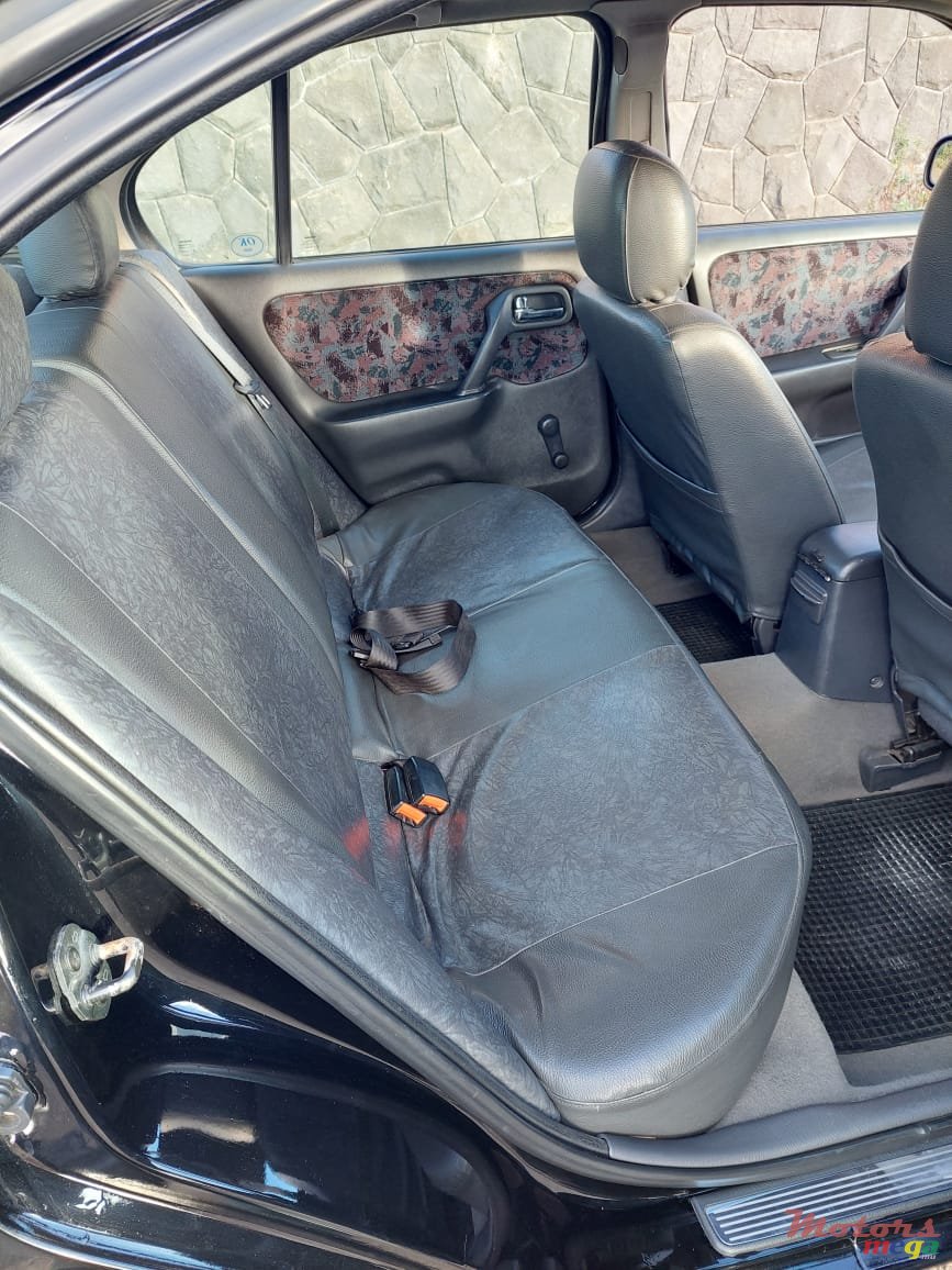 1999' Nissan Primera photo #4