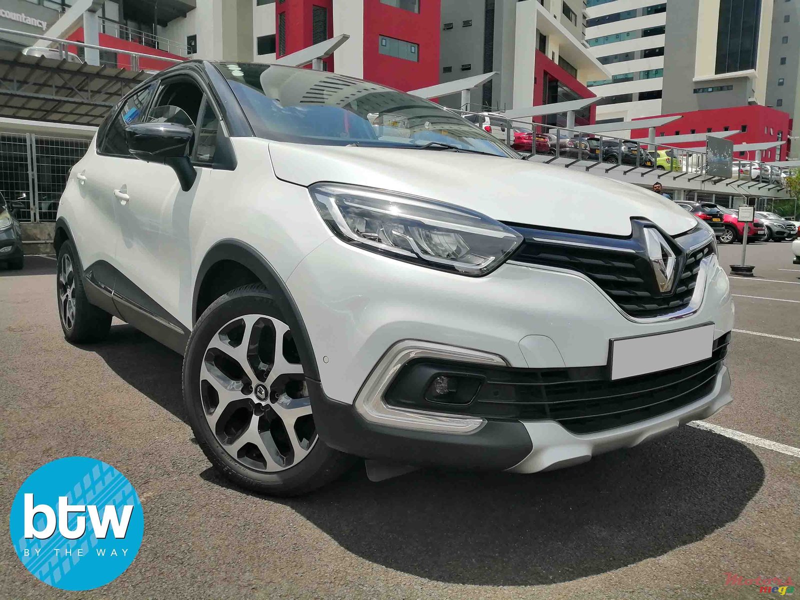 2017' Renault Captur 1.2 Turbo Automatic photo #1