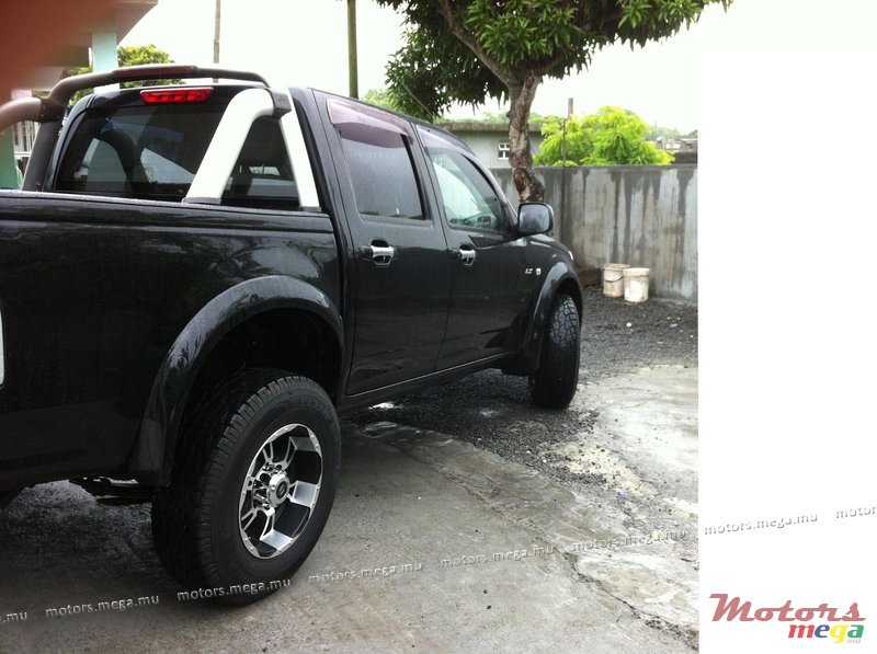2006' Isuzu 4*4 D-maX, photo #2