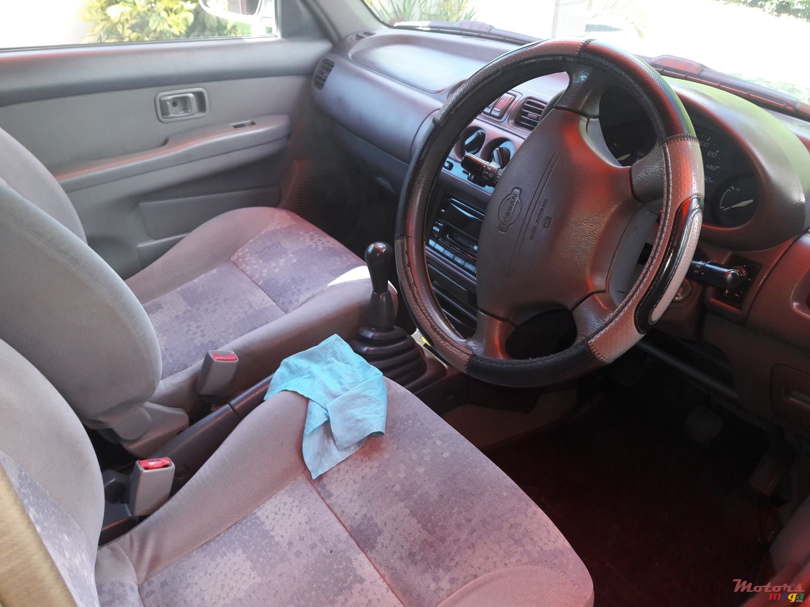 2000' Nissan March photo #2