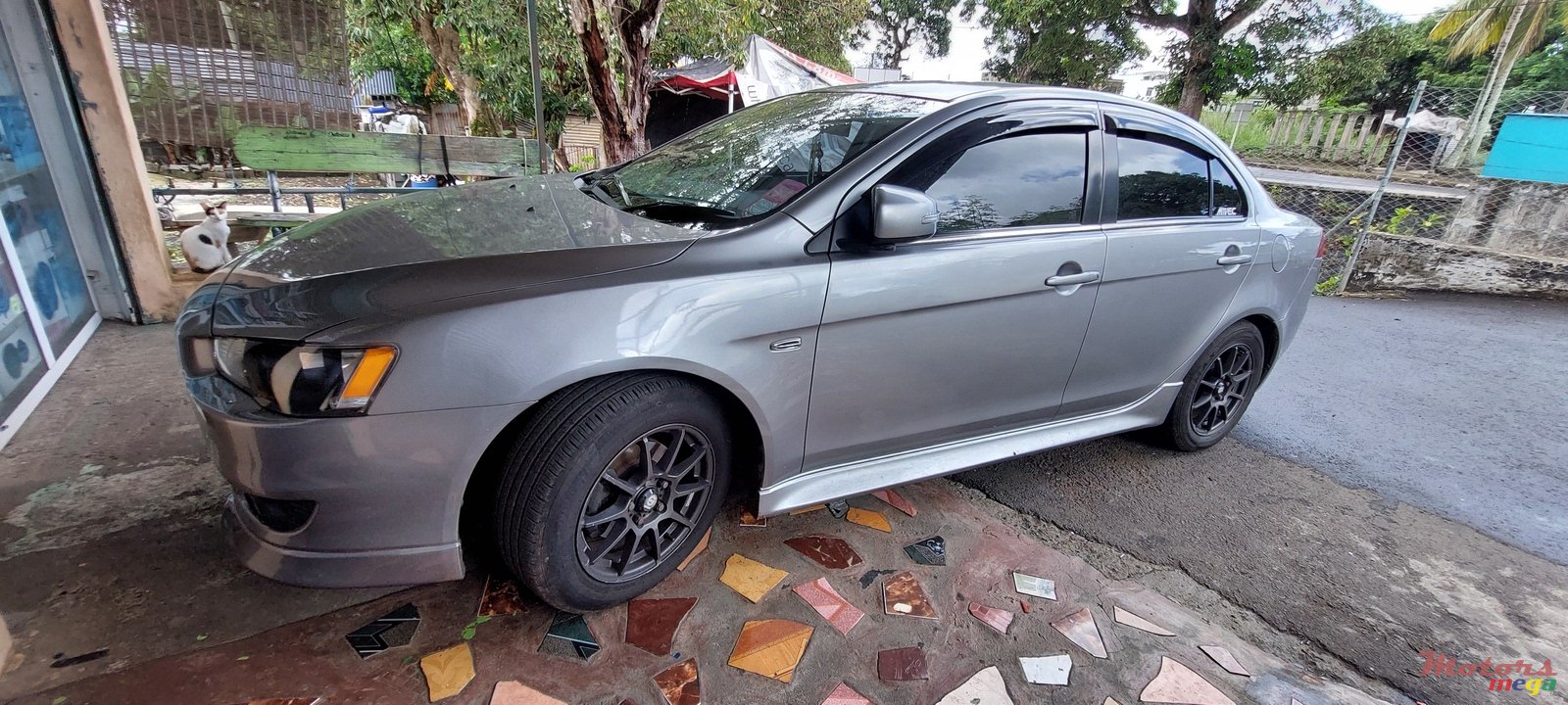 2016' Mitsubishi Lancer Ex photo #3