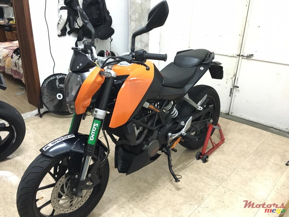 2012' KTM DUKE 125R photo #3