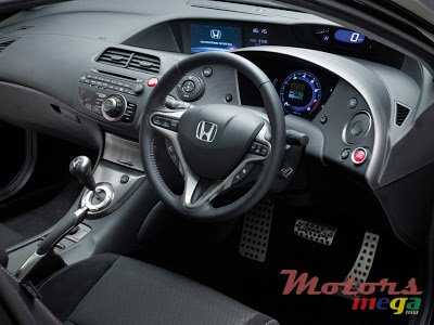 2007' Honda Civic type r photo #1