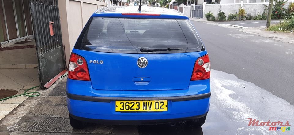 2002' Volkswagen Polo photo #3