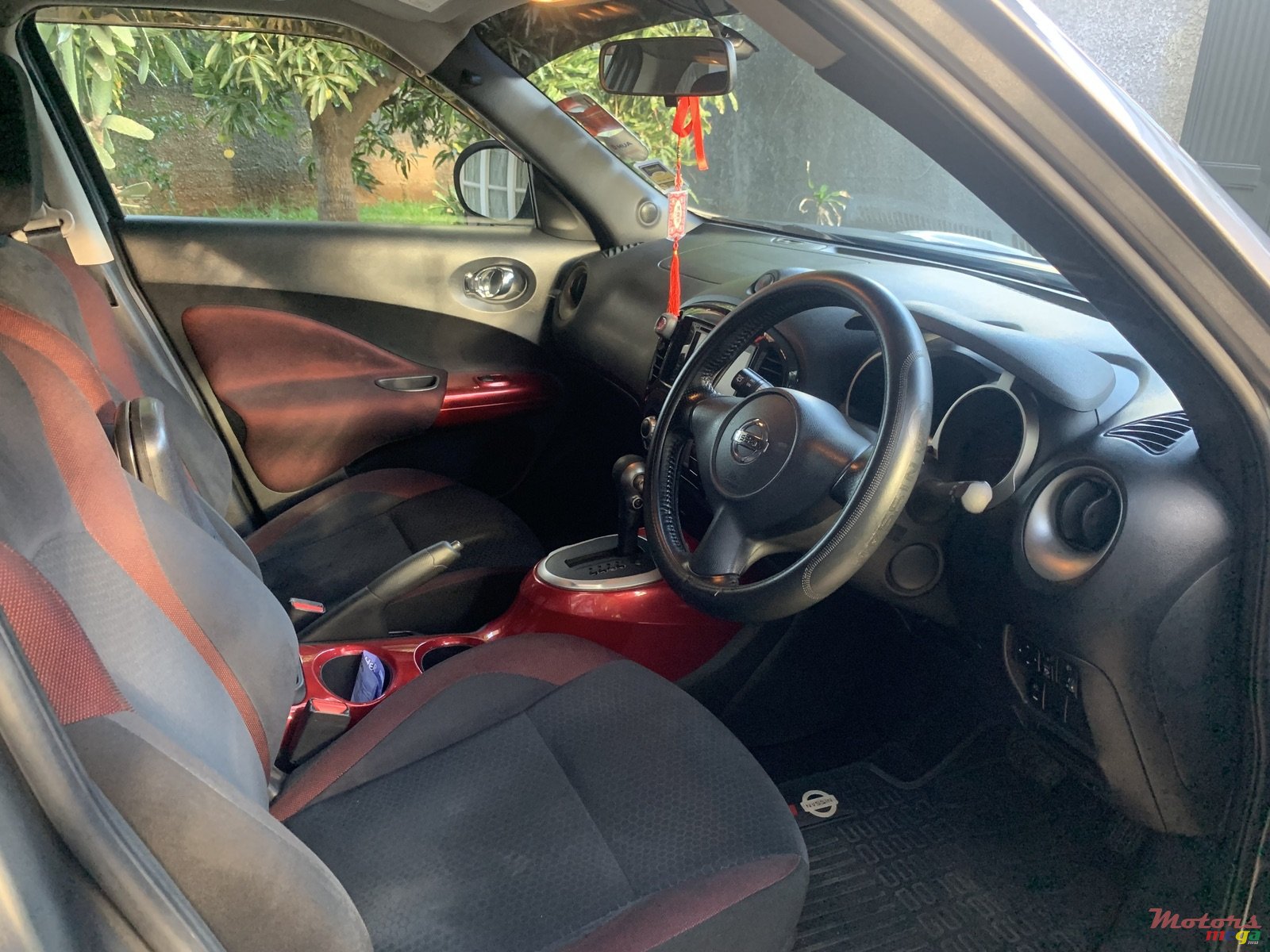 2011' Nissan Juke photo #7