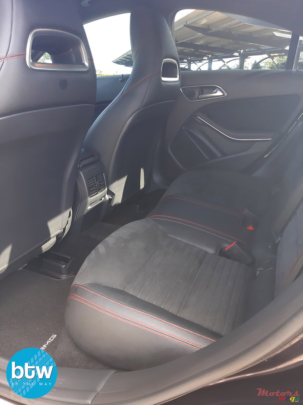 2015' Mercedes-Benz CLA 180 photo #4