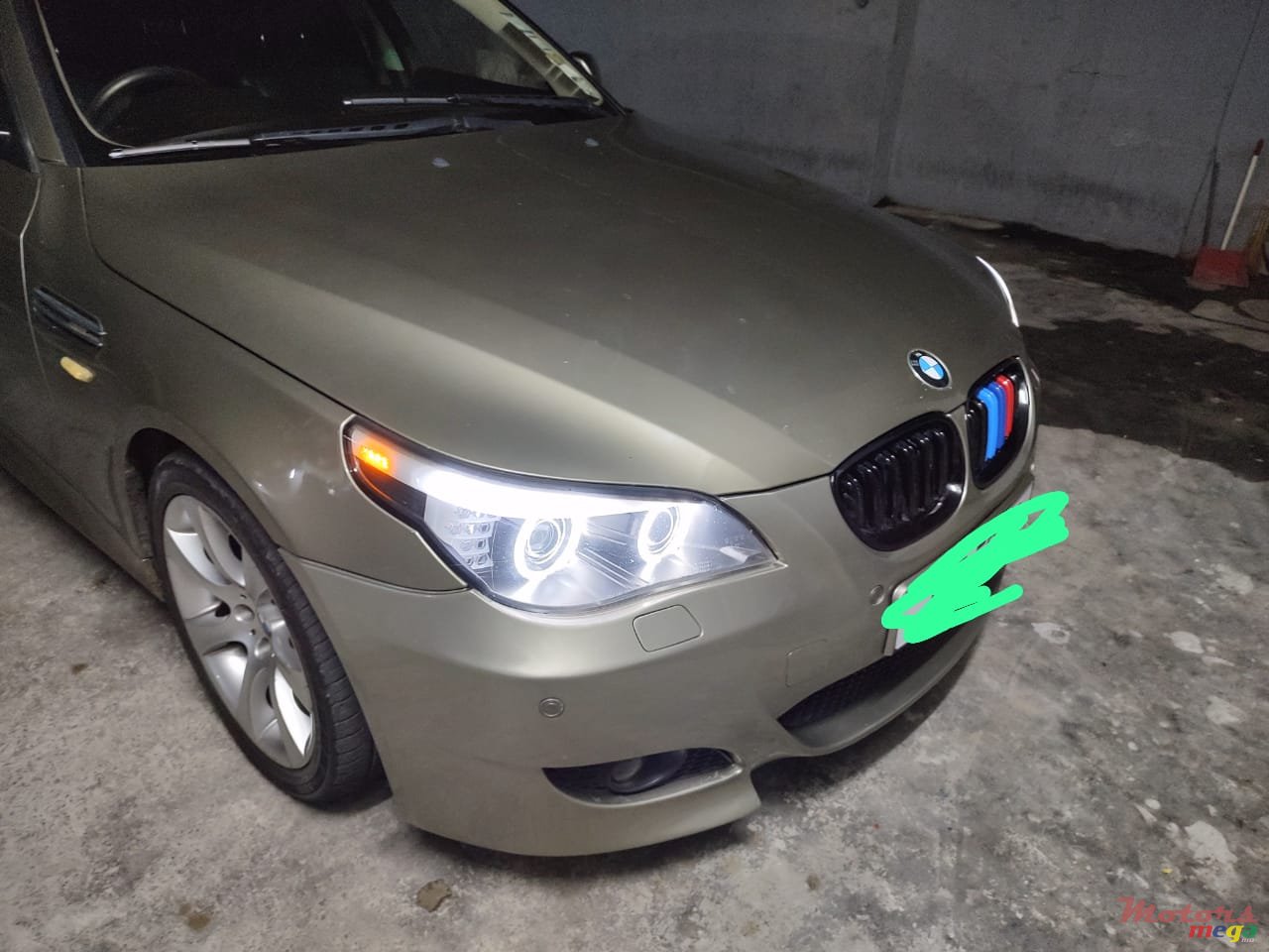 2007' BMW 525 photo #1