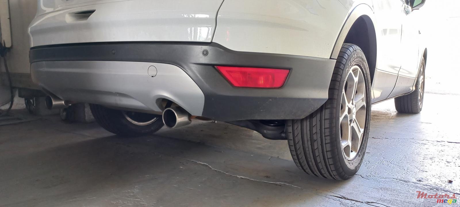 2013' Ford Kuga photo #4