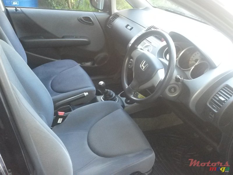 2007' Honda Jazz photo #3