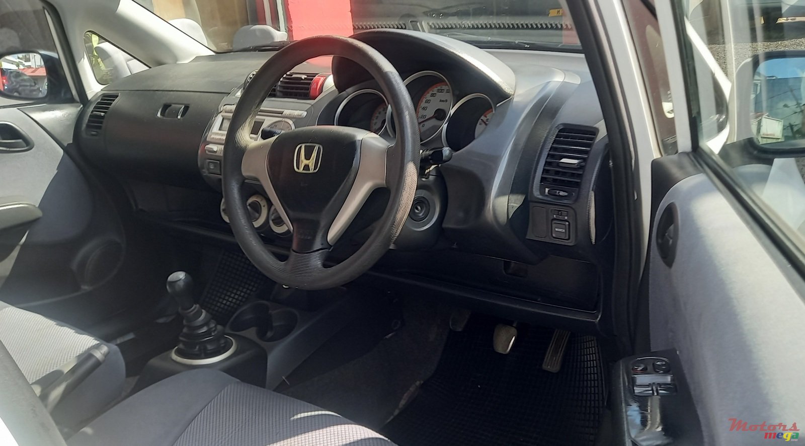 2007' Honda Jazz photo #5