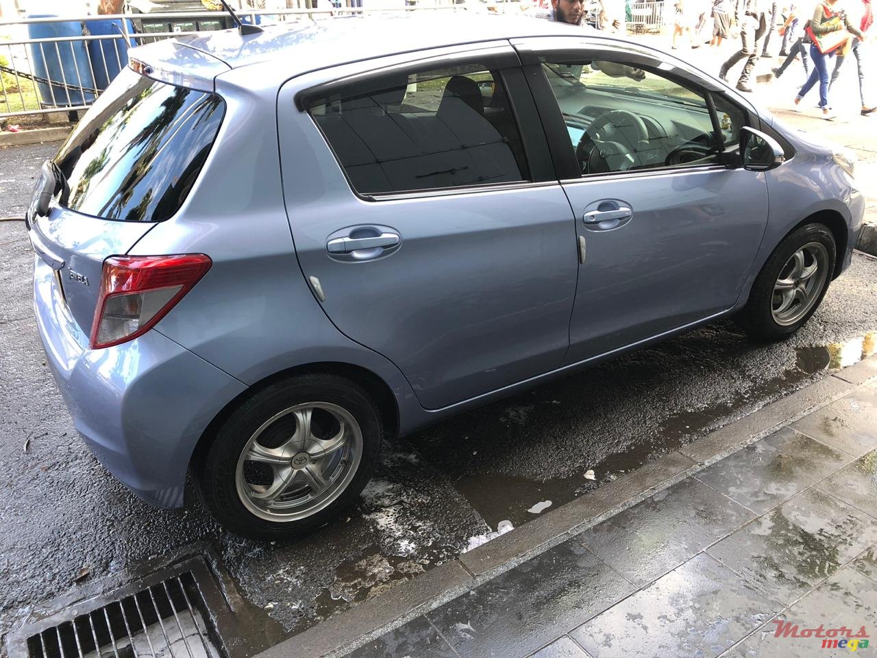 2011' Toyota Vitz Jewella photo #4