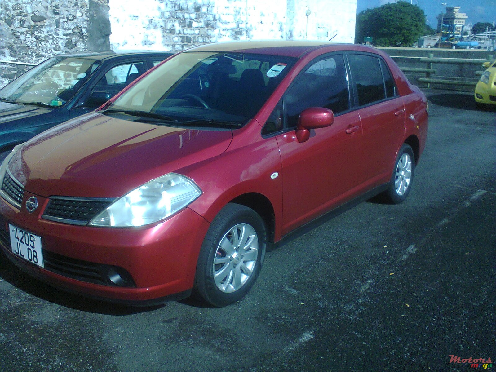 2008' Nissan Tiida photo #1