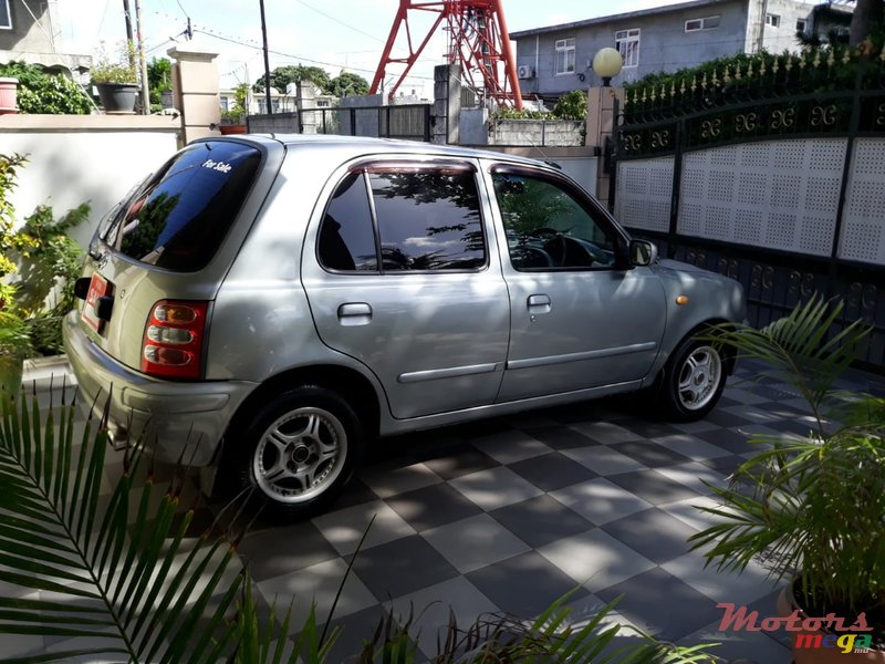 2001' Nissan March photo #3