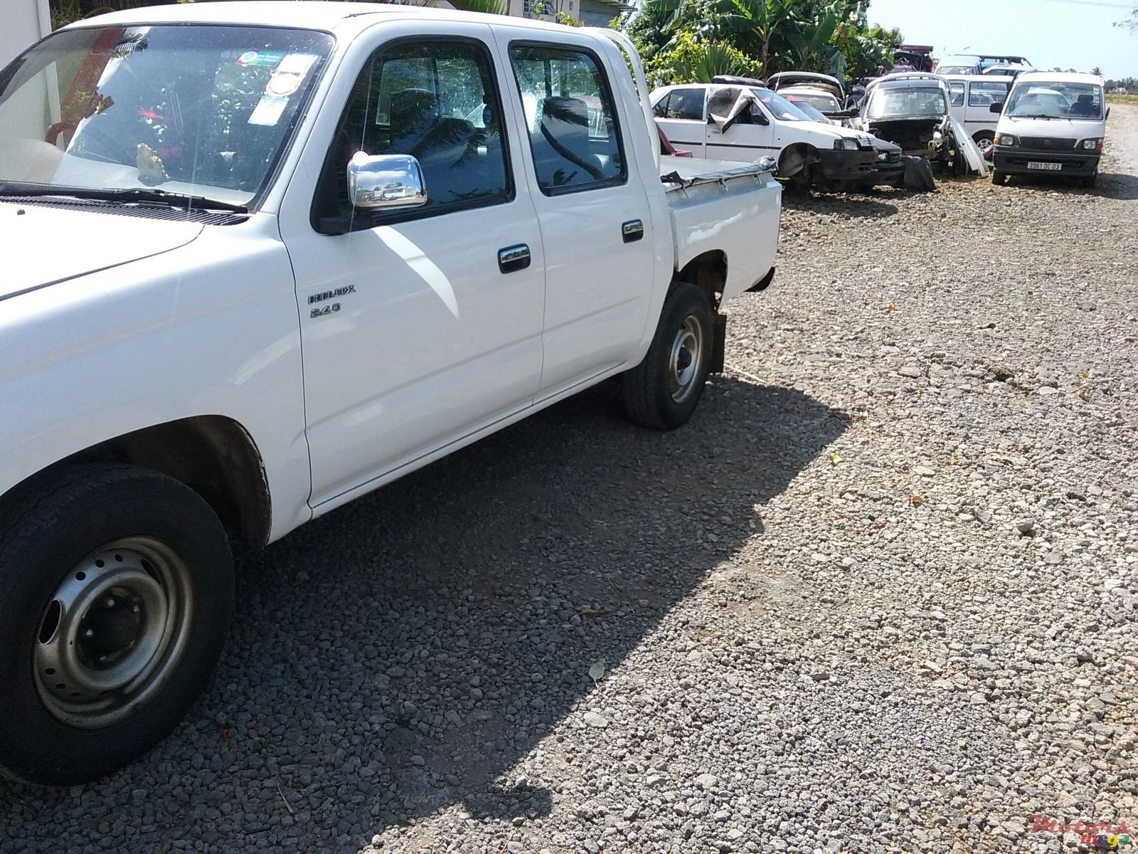 1999' Toyota Hilux photo #4