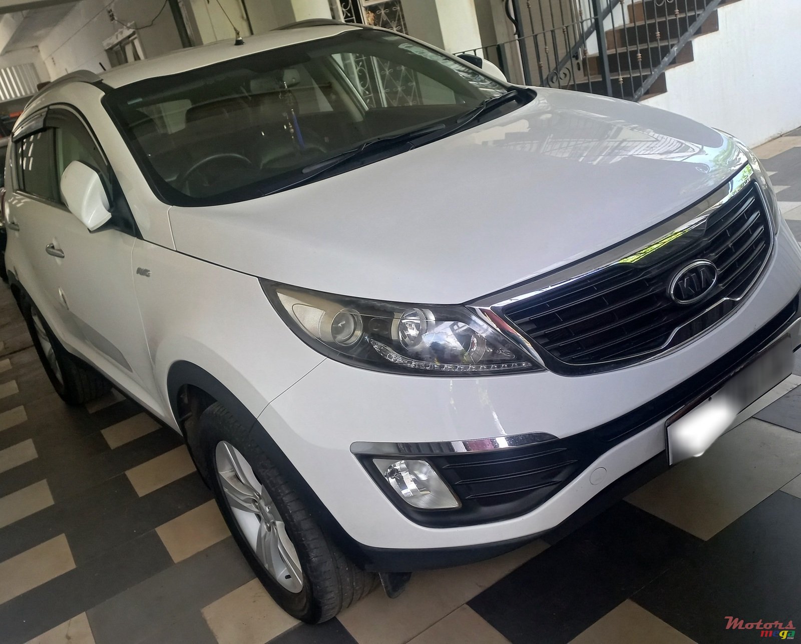 2011' Kia Sportage photo #3