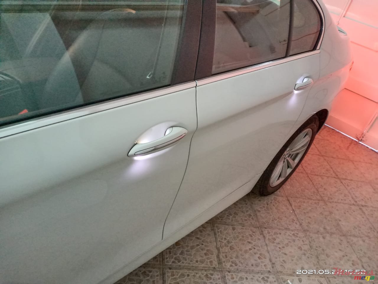 2016' BMW 520 photo #2