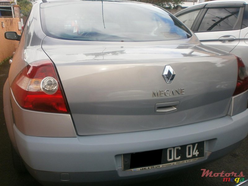 2004' Renault Megane photo #7