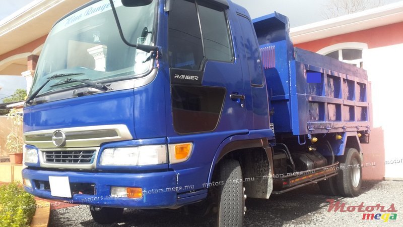 2001' AC HINO Ranger Camion Bascule photo #1