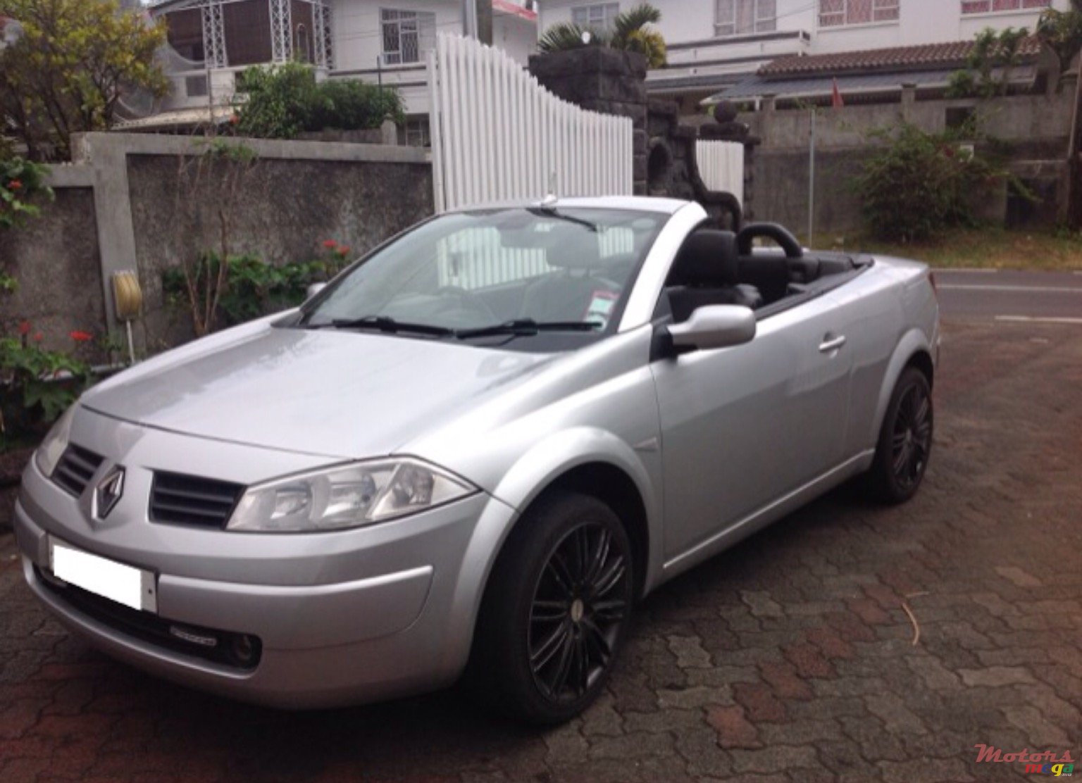 2007' Renault Megane photo #4