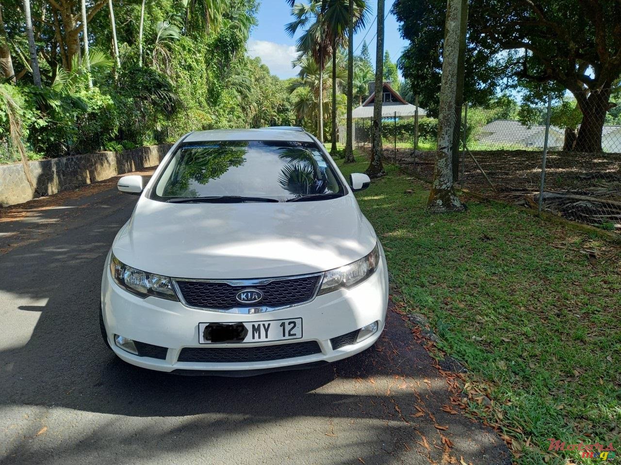 2012' Kia Cerato photo #2