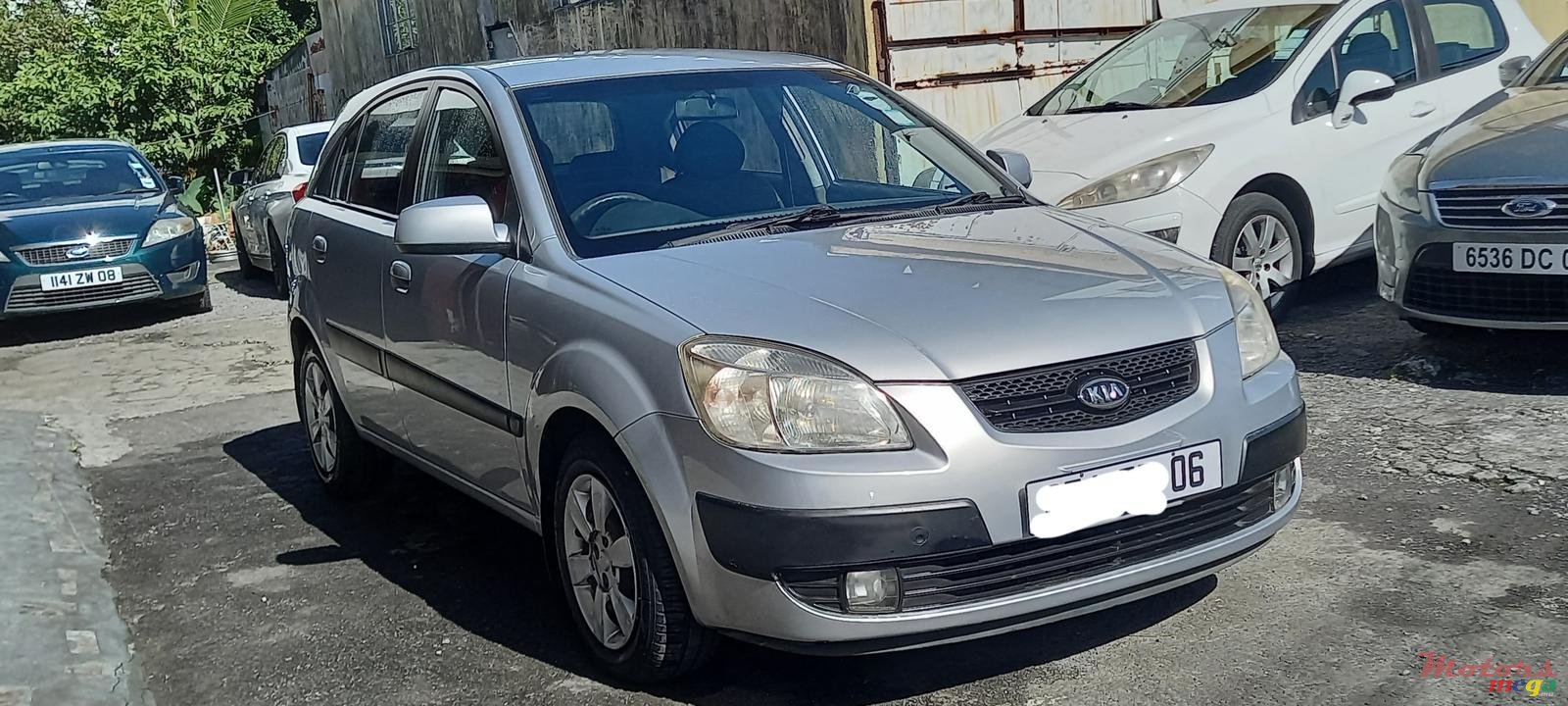2006' Kia Rio photo #1