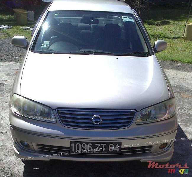 2004' Nissan Sunny n17 photo #1