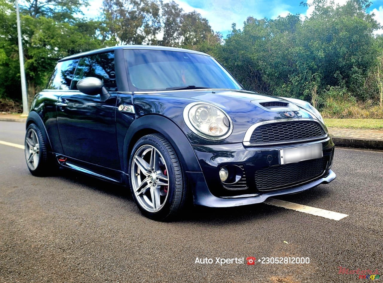 2007' MINI Cooper S photo #2