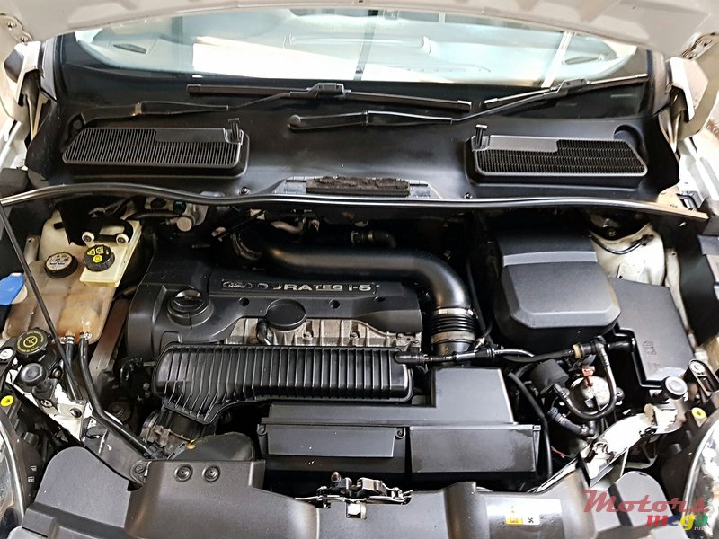 2009' Ford Kuga Automatic turbo photo #5