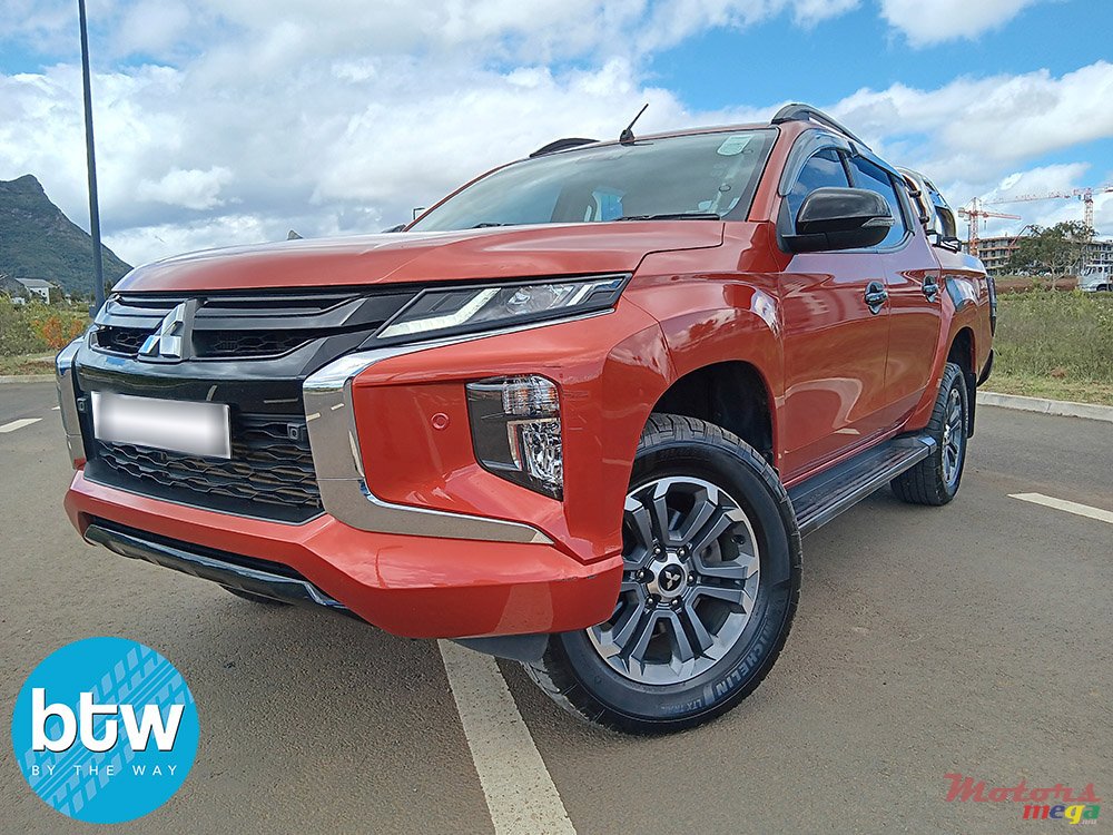 2023' Mitsubishi Triton photo #2