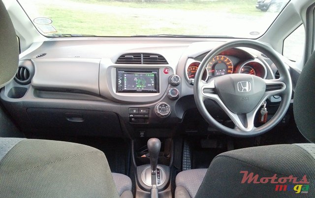 2010' Honda Fit photo #3