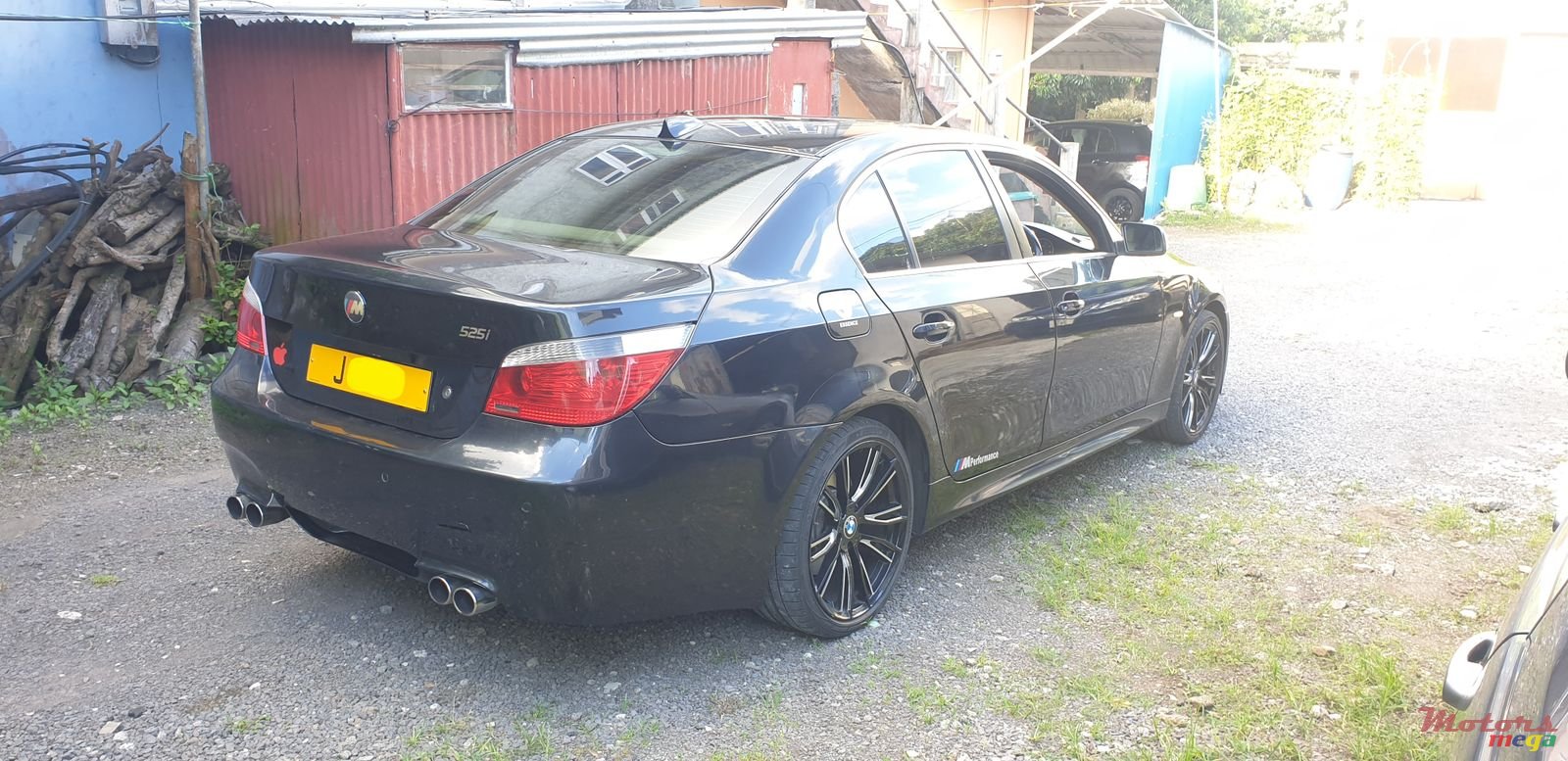 2004' BMW 525 photo #2