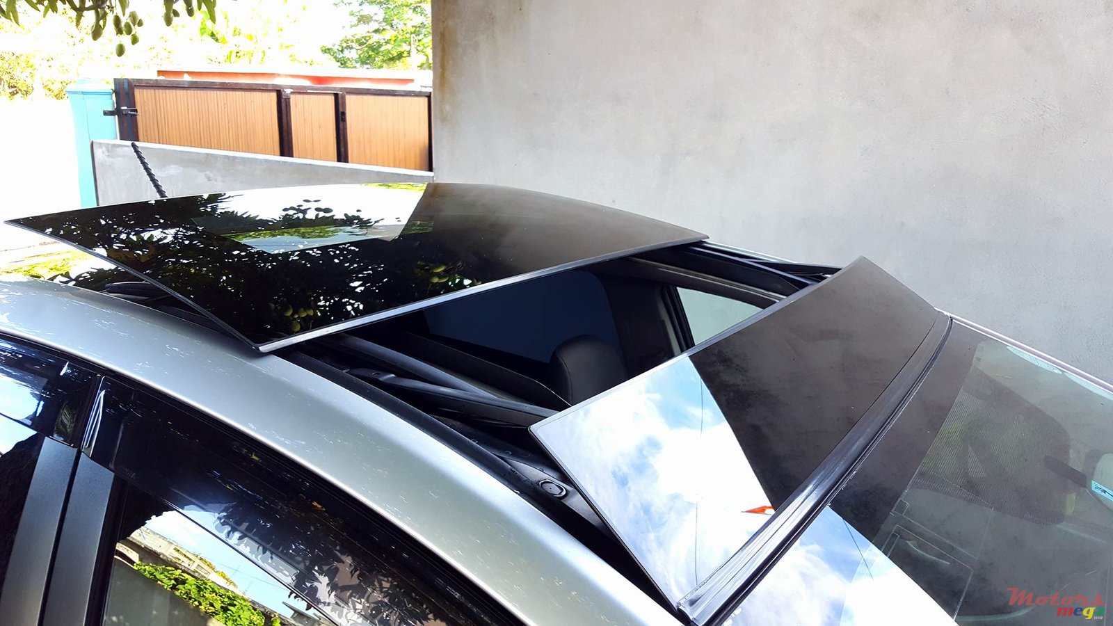 2009' Toyota Prius photo #7