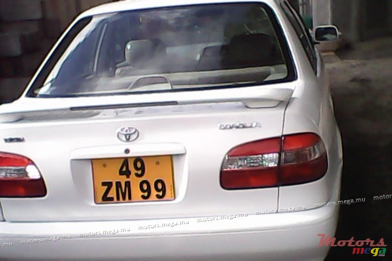 1999' Toyota Corolla photo #1