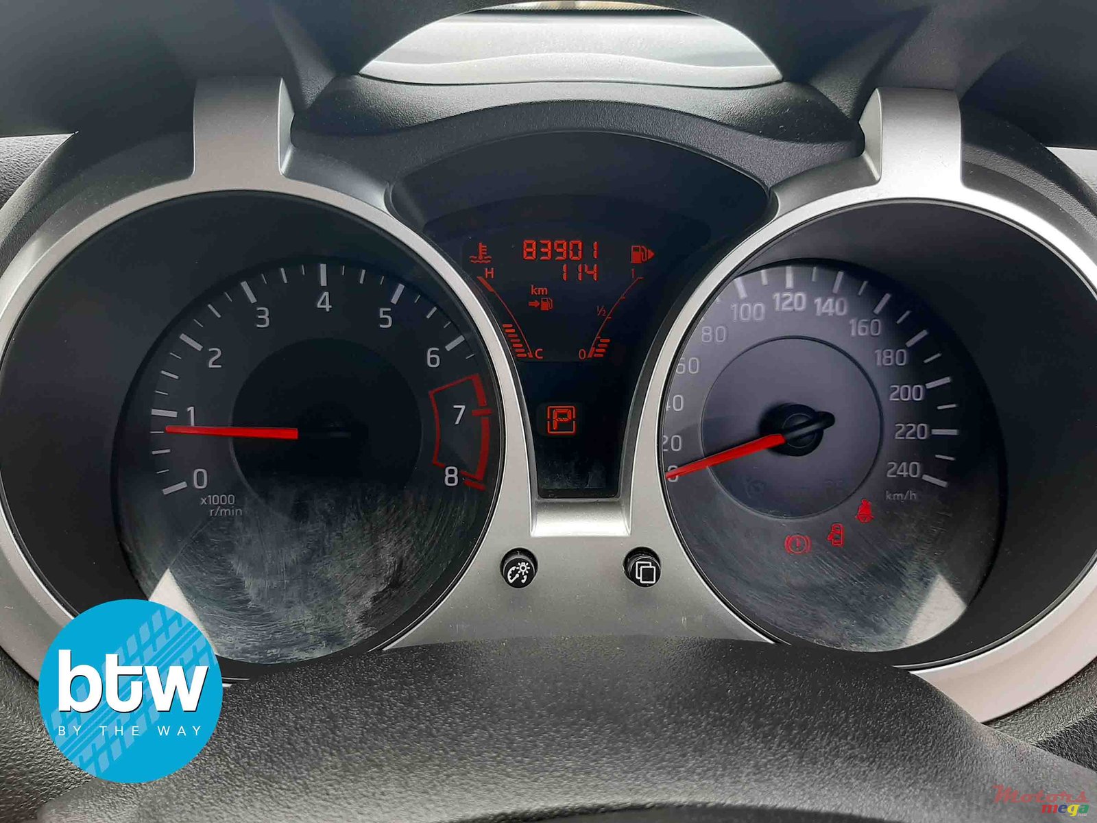 2014' Nissan Juke photo #7