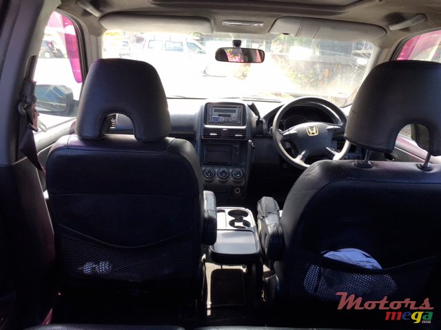 2005' Honda CR-V photo #4