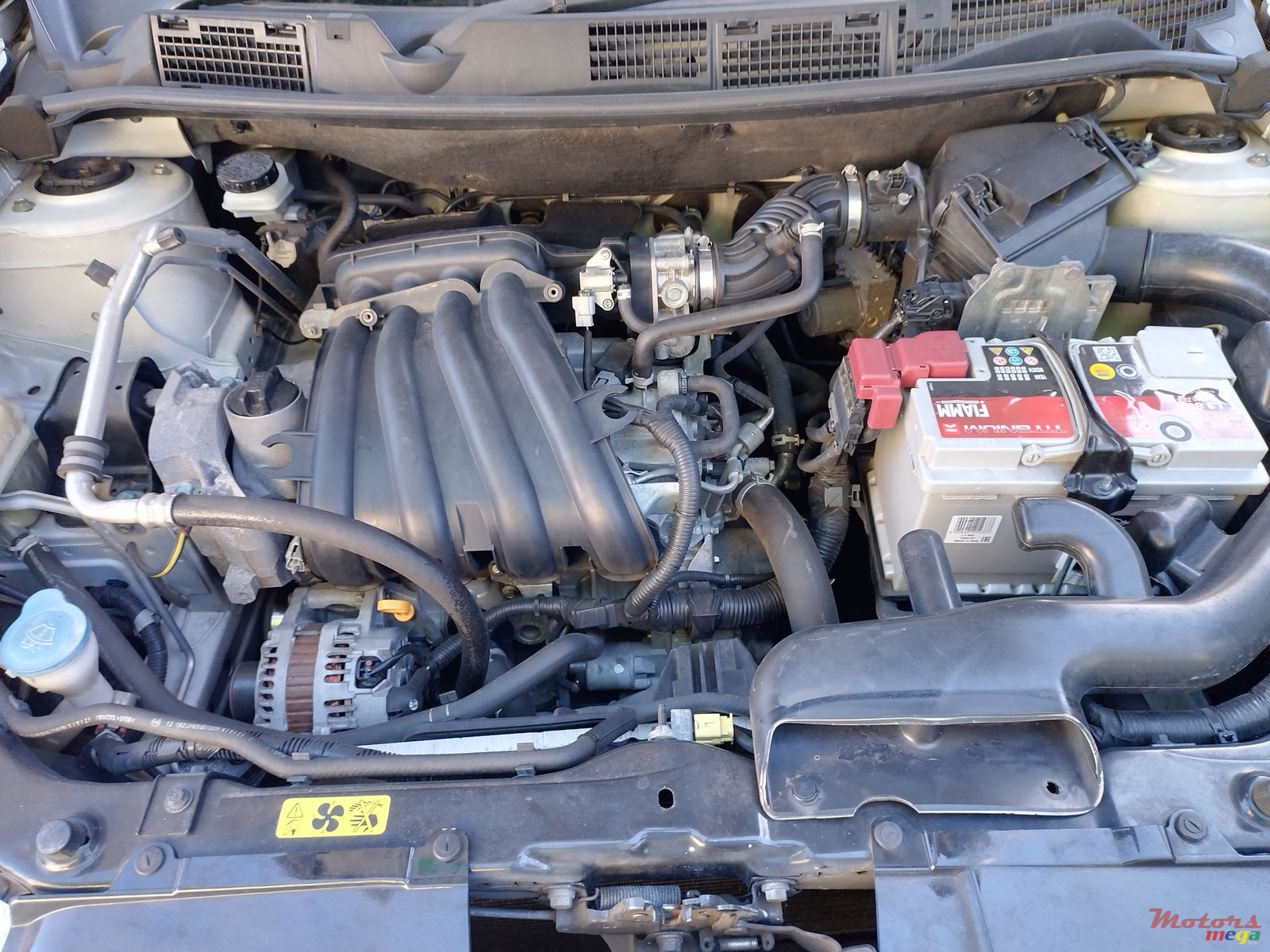 2012' Nissan Qashqai+2 photo #4