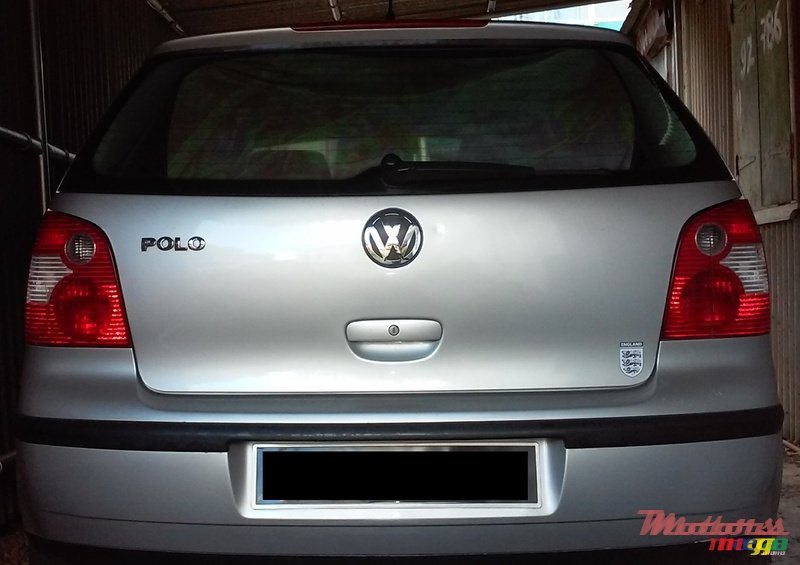 2004' Volkswagen Polo photo #1
