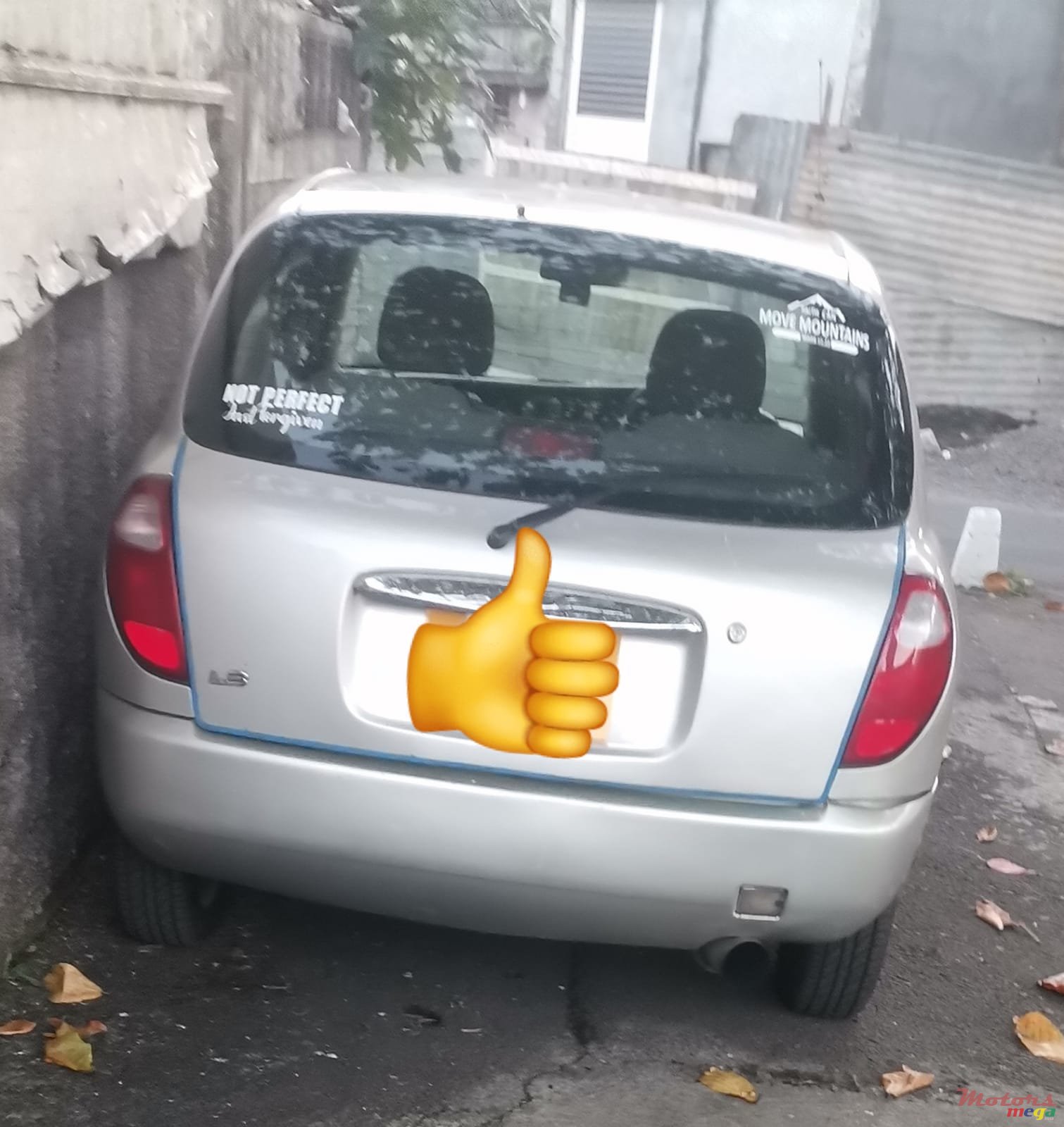 1999' Toyota Duet photo #6