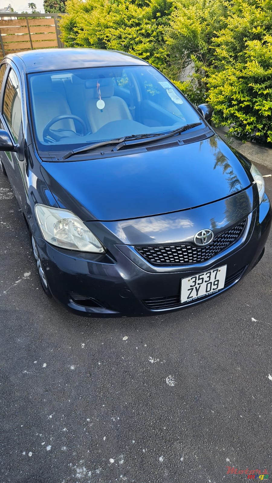 2008' Toyota Belta photo #1