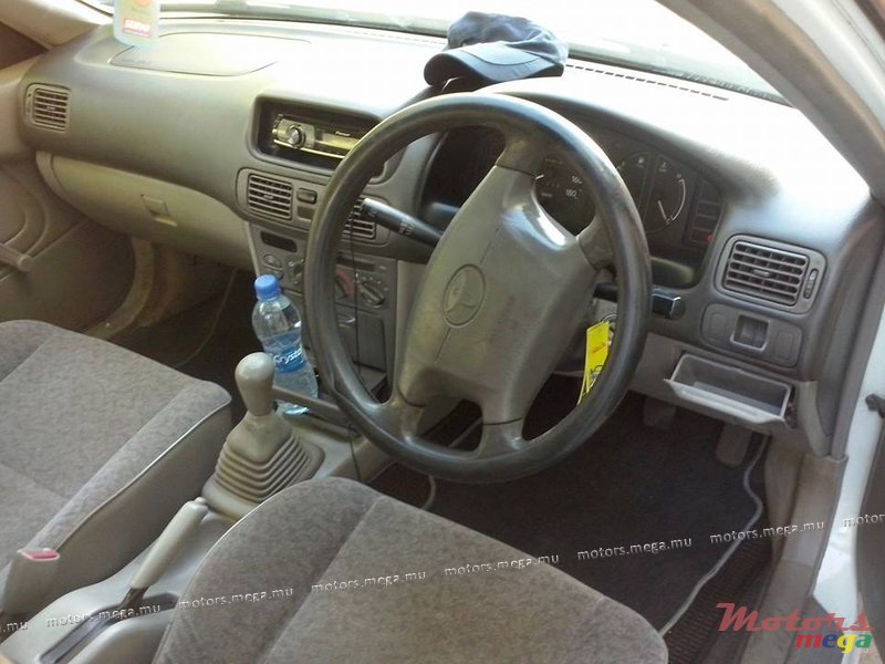 2000' Toyota Corolla Jante cosmic photo #3