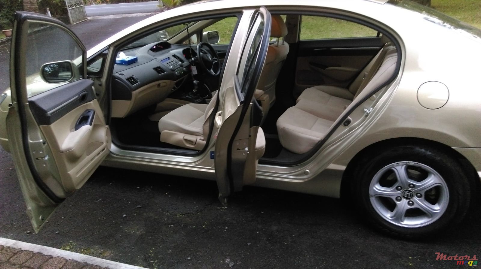 2008' Honda Civic photo #5