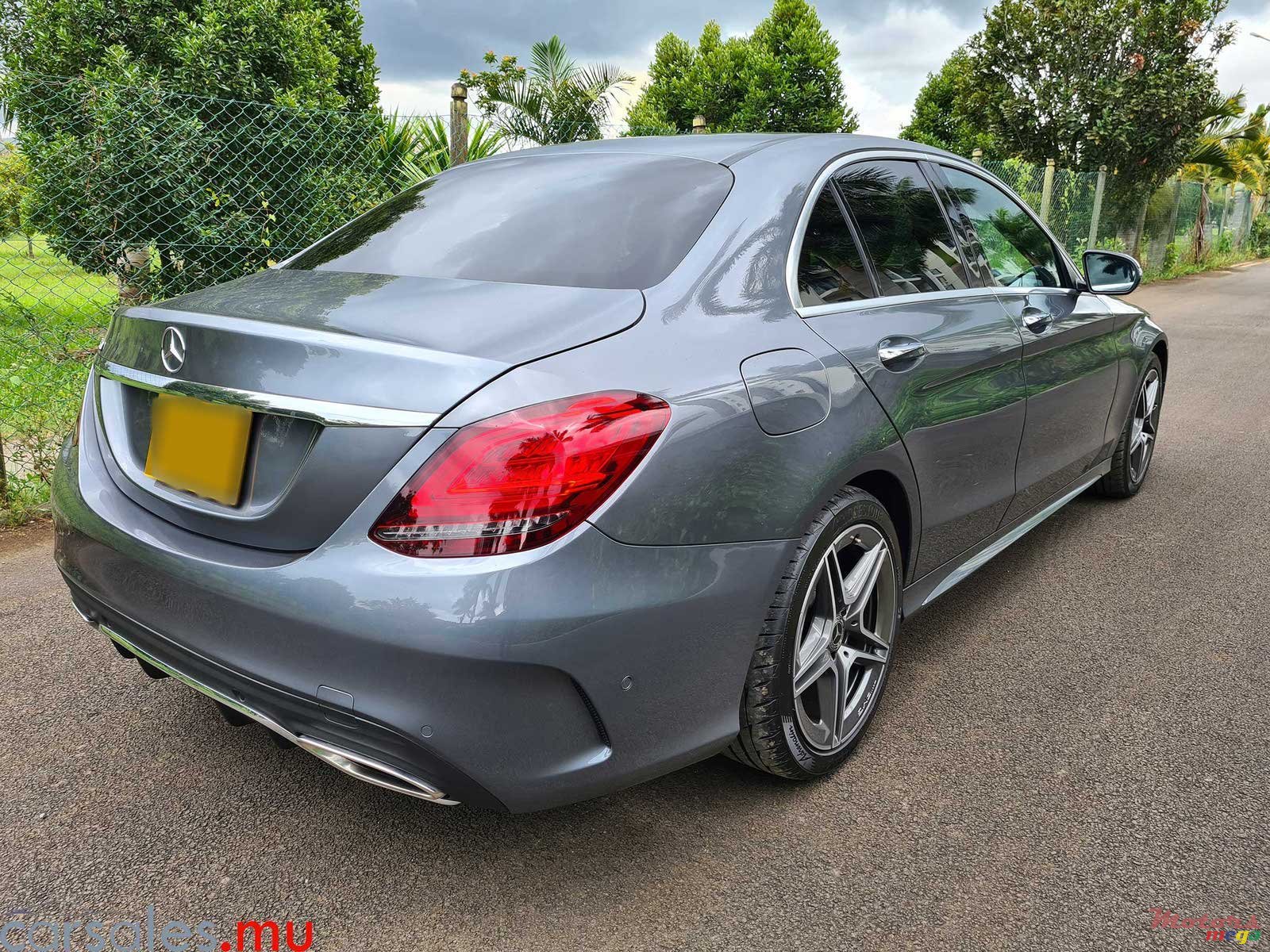 2019' Mercedes-Benz C 180 AMG Line photo #3