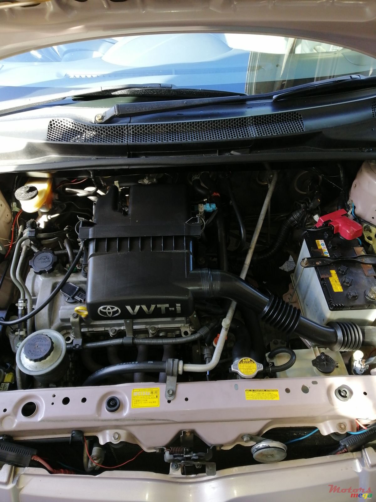 2000' Toyota Vitz photo #5