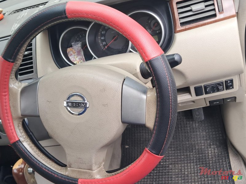 2006' Nissan Tiida photo #3