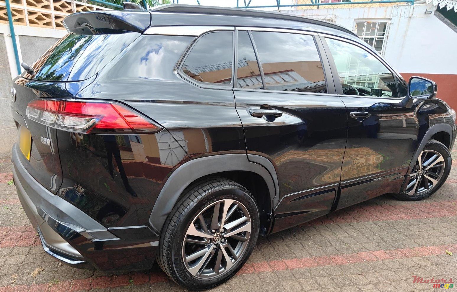 2022' Toyota Corolla Cross MODELISTA photo #3