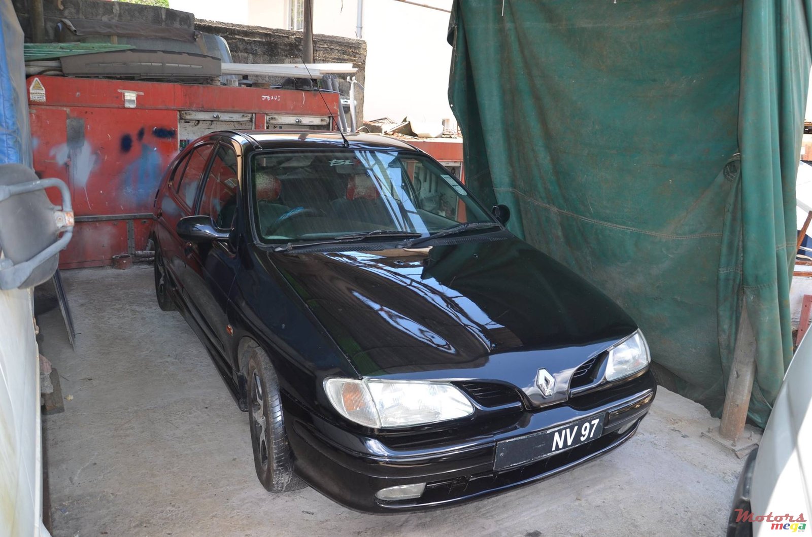 1997' Renault Megane photo #1