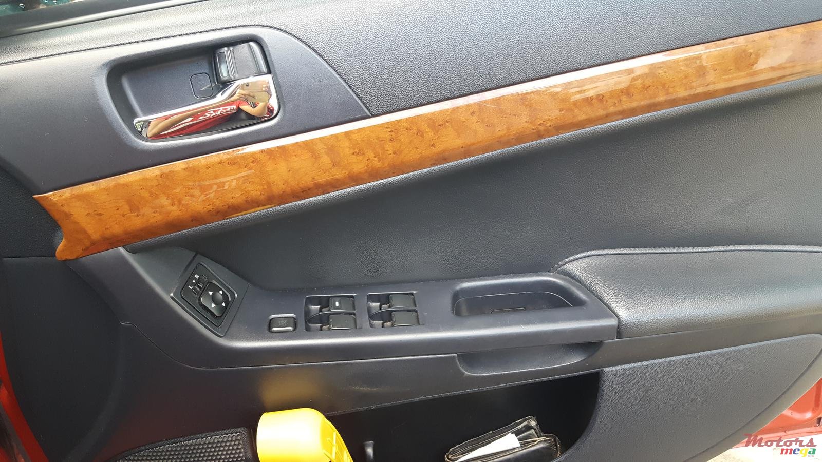 2012' Mitsubishi Lancer photo #1